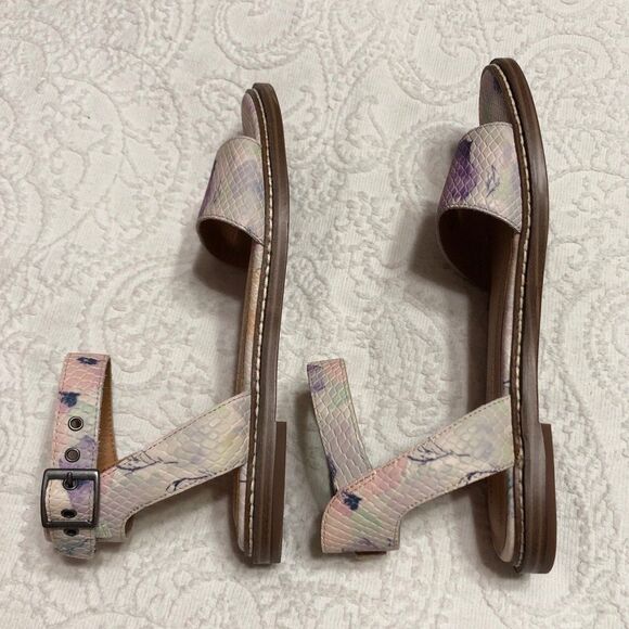 Lucky Brand Sandals Size 6M Flats with Ankle Strap Buckle Close White Floral - Picture 4 of 8